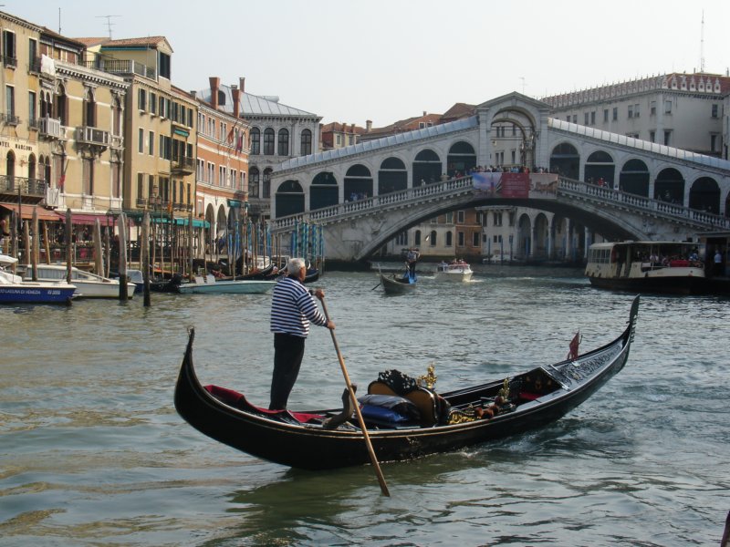 gondola.jpg